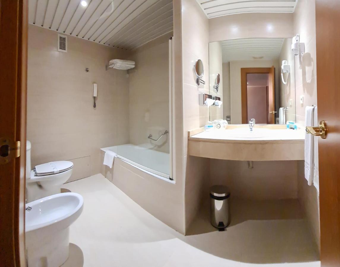 Hotel Los Bracos Logroño Eksteriør bilde